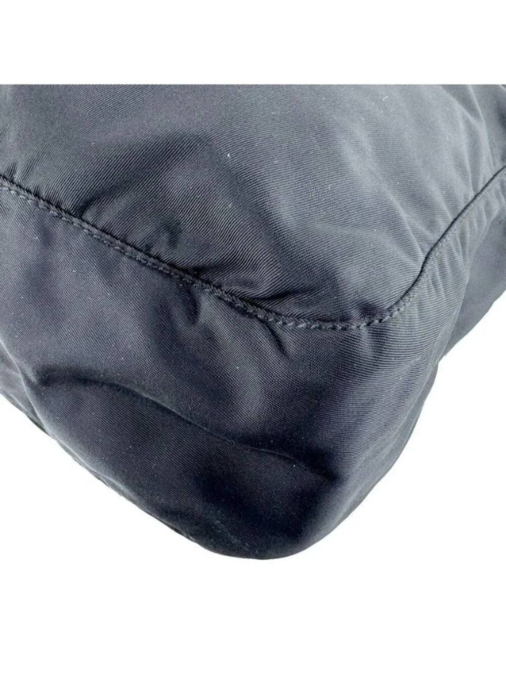 Prada item status